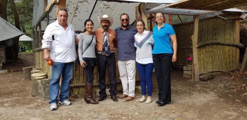 Nuestros  amigos de Tochimilco, Puebla y el bisnieto de Zapata.