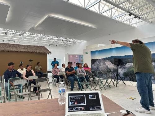 26307093-2EC3-4501-B1F4-D1174B1BC146